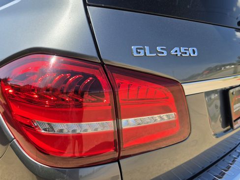 Used 2017 Mercedes-Benz GLS 450 4MATIC w/ Premium Package image 10