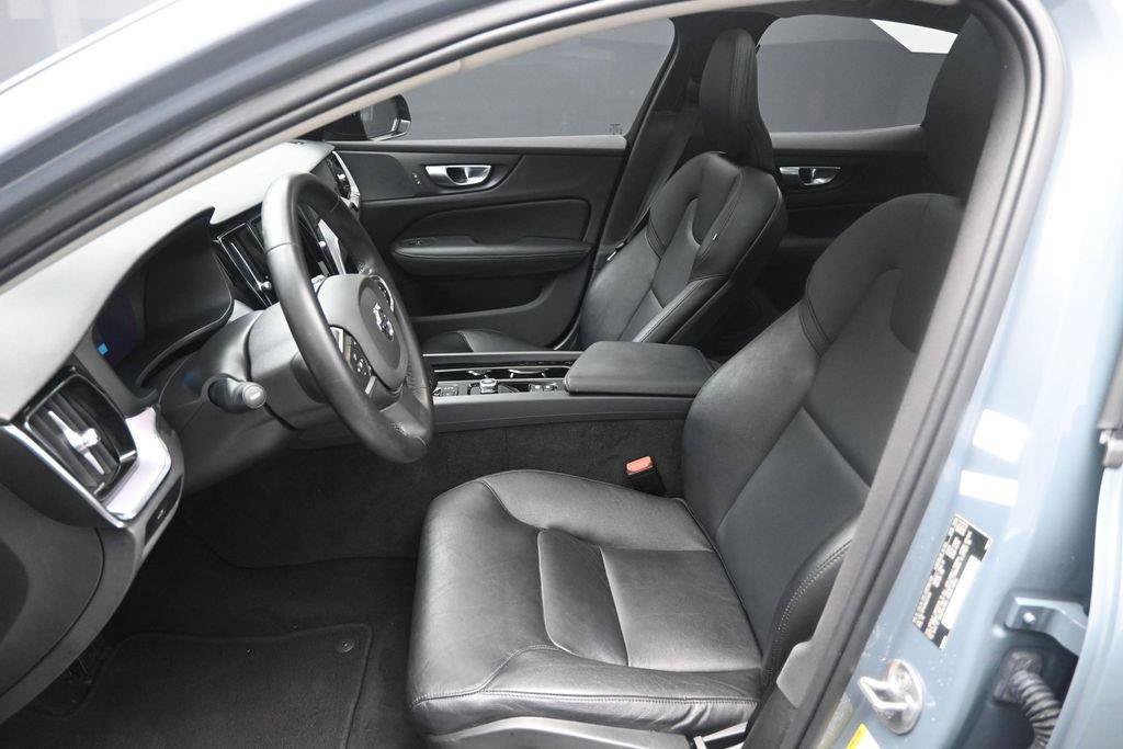 Used 2024 Volvo S60 B5 Core FWD image 18