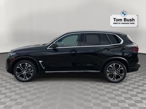 New 2026 BMW X5 xDrive40i w/ Climate Comfort Package image 8