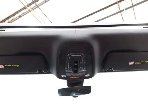 Used 2022 Bentley Bentayga AWD/4WD image 55