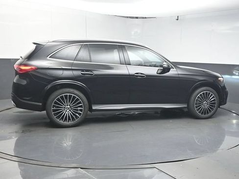 Used 2026 Mercedes-Benz GLC 300 image 8