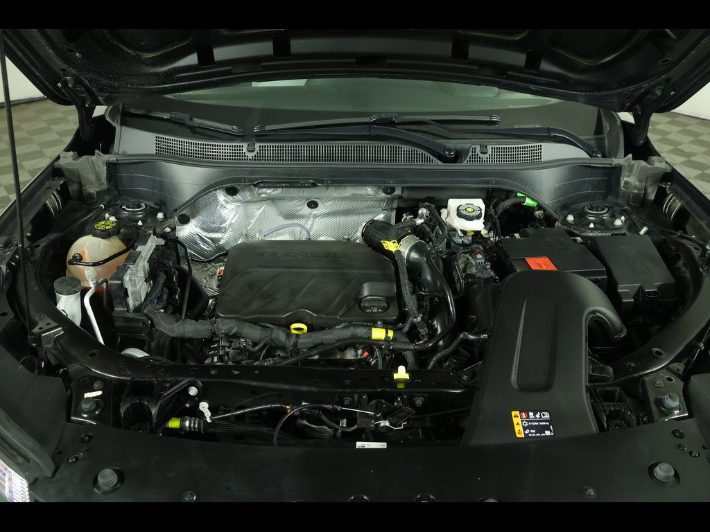 Used 2024 Chevrolet Trax LS w/ LS Convenience Package FWD image 18