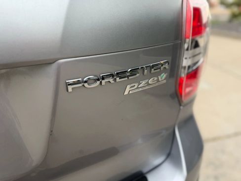 Used 2015 Subaru Forester 2.5i Premium image 8