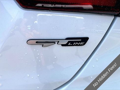 Used 2023 Kia Forte GT-Line w/ GT-Line Premium Package FWD image 8