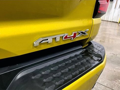 Certified 2024 GMC Canyon AT4X image 27