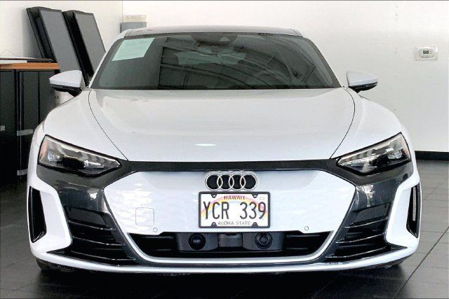 Used 2023 Audi e-tron GT Premium Plus AWD/4WD image 3