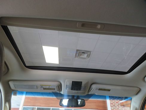 Used 2015 Lexus GX 460 w/ Premium Package image 55