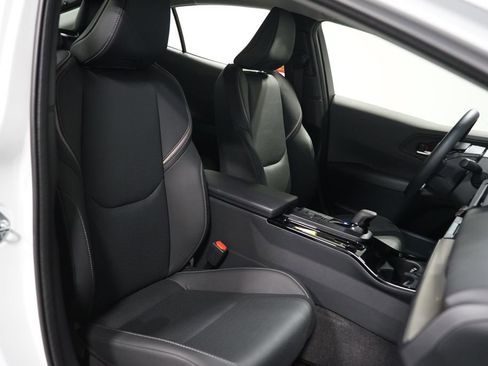 Certified 2025 Toyota Prius image 26