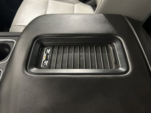 Used 2019 Chevrolet Silverado 2500 LTZ w/ Duramax Plus Package image 38