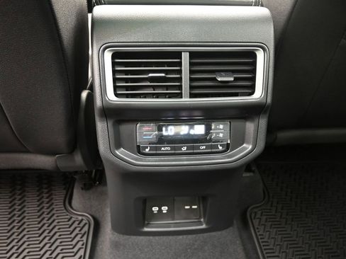 New 2026 Volkswagen Atlas SEL Premium R-Line image 22