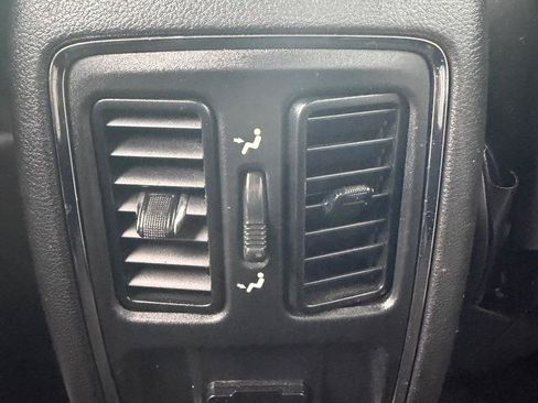 Used 2015 Jeep Grand Cherokee Altitude AWD/4WD image 16