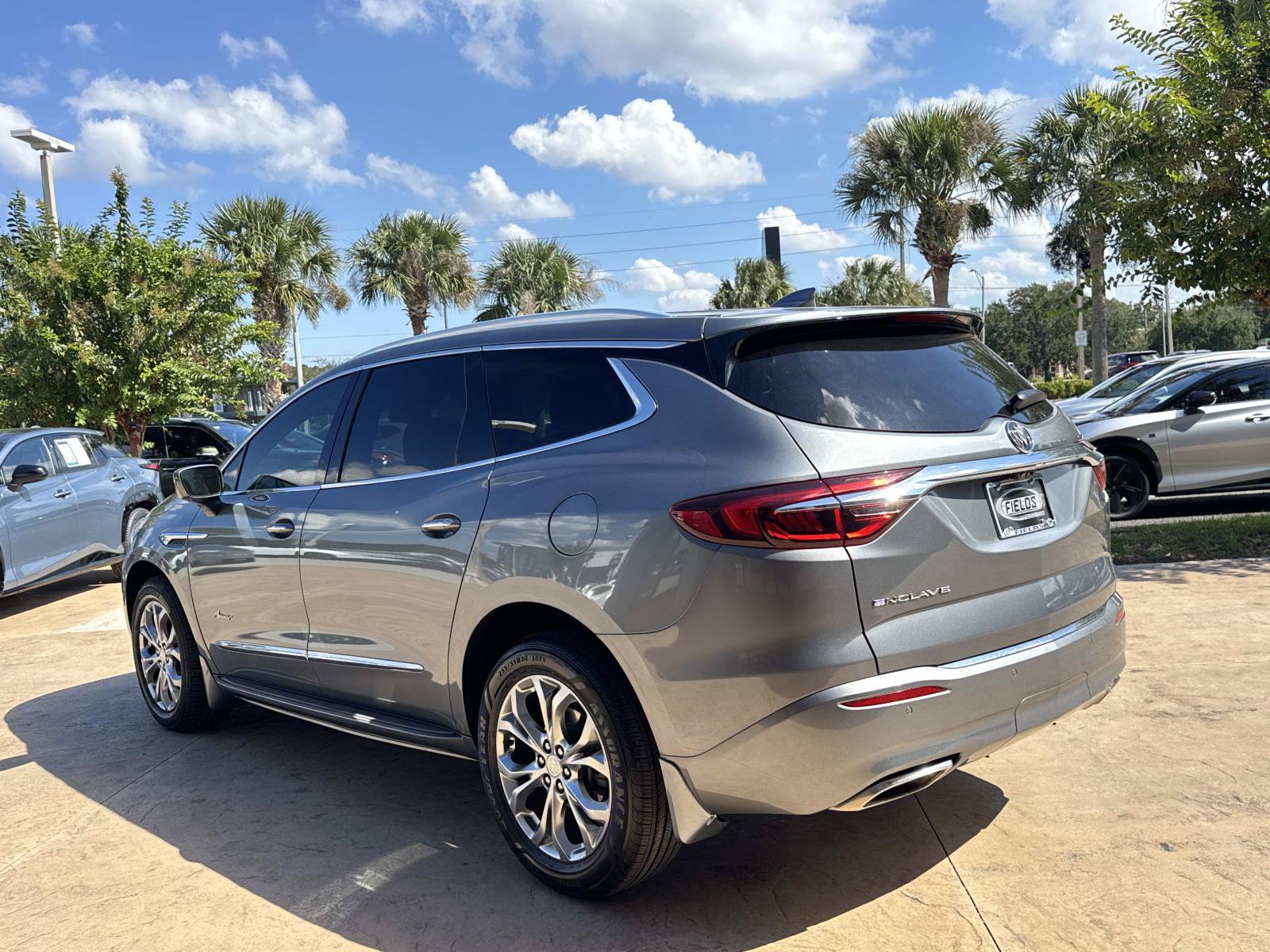 Used 2020 Buick Enclave Avenir w/ Avenir Technology Package FWD image 6