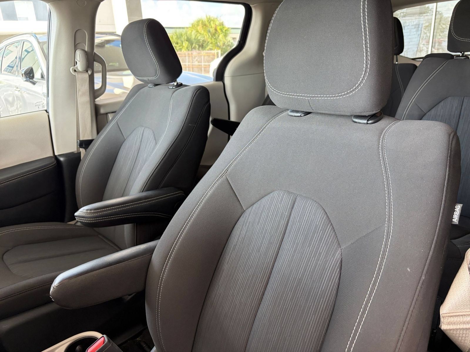 Used 2024 Chrysler Voyager LX FWD image 36