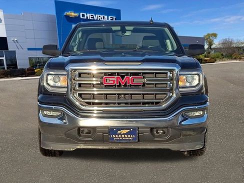 Used 2017 GMC Sierra 1500 SLE w/ SLE Value Package image 3