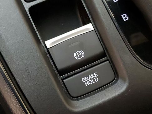 Certified 2023 Honda CR-V Sport image 32