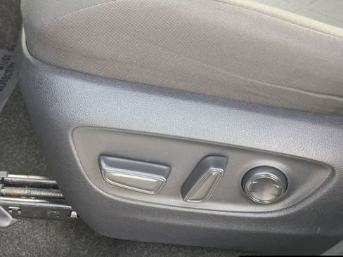 Used 2024 Toyota RAV4 XLE image 25