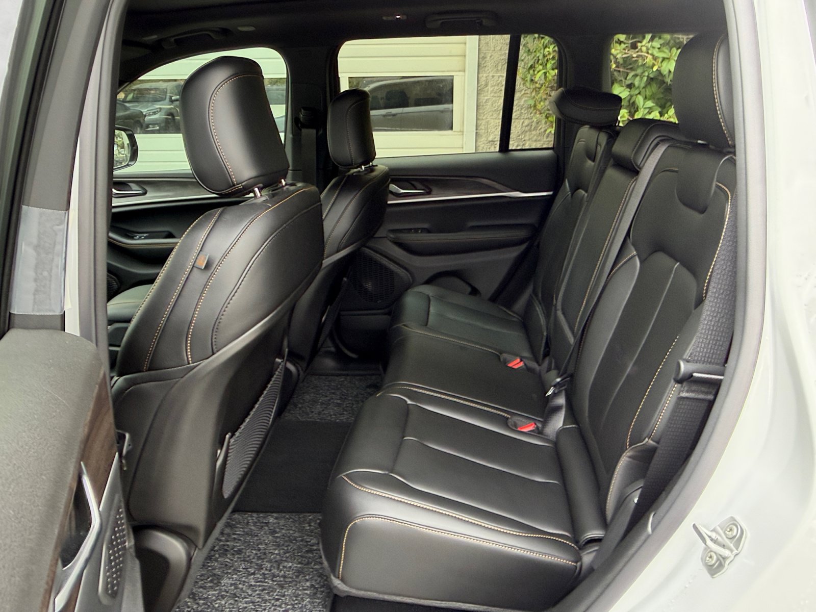 New 2026 Jeep Grand Cherokee Limited AWD/4WD image 24