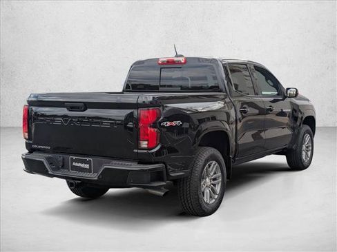 New 2025 Chevrolet Colorado LT w/ LT Convenience Package image 2