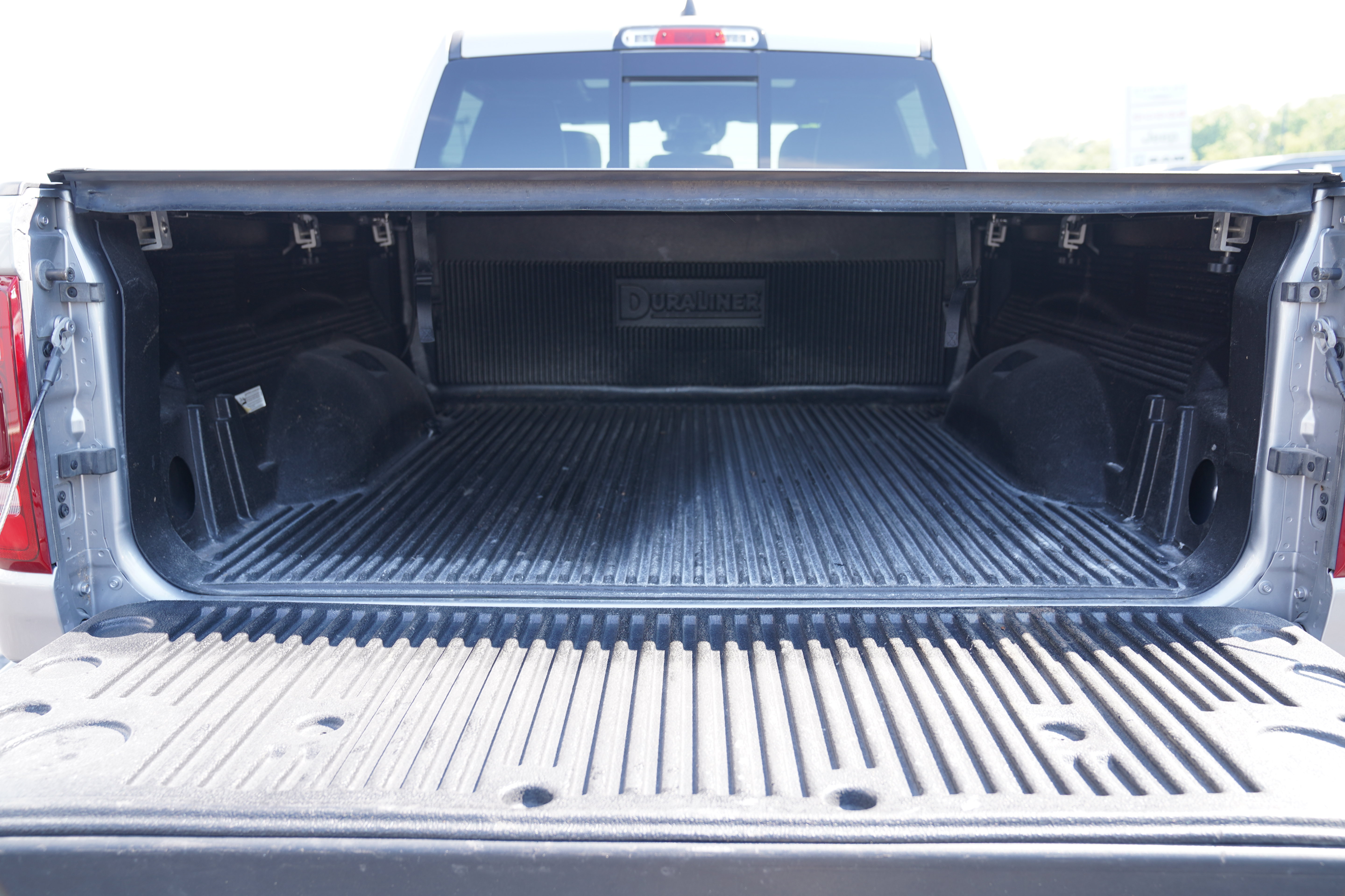 Used 2024 RAM 1500 Limited w/ Body Color Bumper Group AWD/4WD image 8