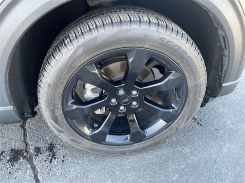 Certified 2023 Ford Explorer ST-Line image 9