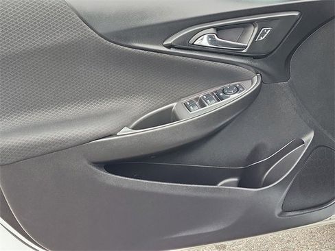 Used 2024 Chevrolet Malibu LT image 21