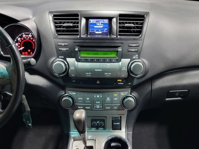 Used 2010 Toyota Highlander SE AWD/4WD image 19