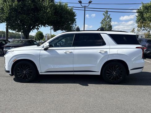 Used 2025 Hyundai Palisade Calligraphy AWD/4WD image 2
