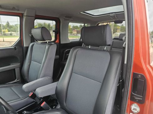 Used 2004 Honda Element EX image 11
