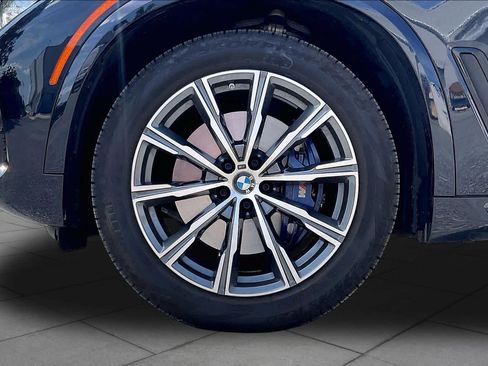 Used 2023 BMW X5 xDrive40i w/ Executive Package AWD/4WD image 10