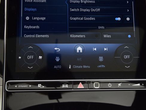 Used 2026 Mercedes-Benz GLC 300 4MATIC image 31