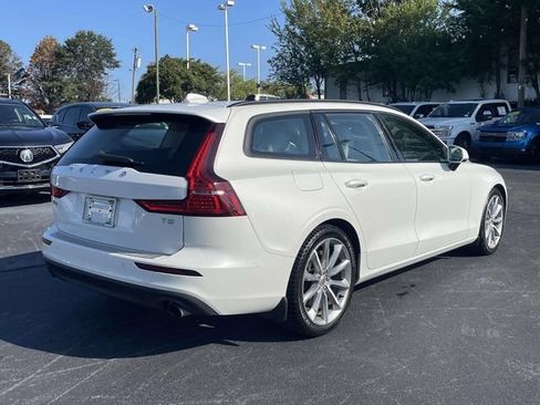 Used 2020 Volvo V60 T5 Momentum w/ Protection Package Premier FWD image 7