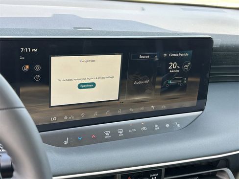 New 2026 Nissan Leaf Platinum+ w/ Cargo Package (Platinum+) image 15