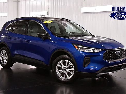 Used 2023 Ford Escape Active AWD/4WD image 1