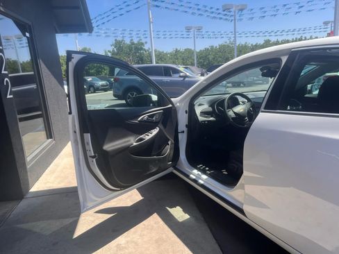 Used 2023 Chevrolet Malibu LT image 7
