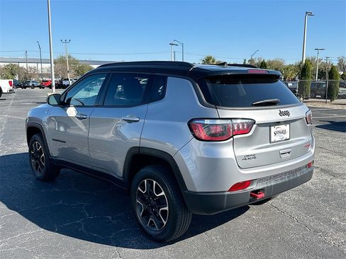 Used 2020 Jeep Compass Trailhawk image 7