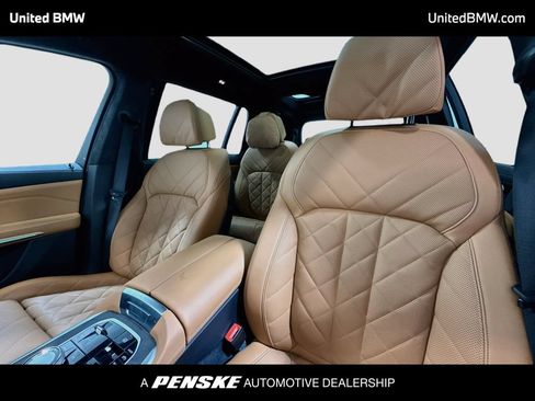 Used 2024 BMW X7 xDrive40i w/ Executive Package AWD/4WD image 12
