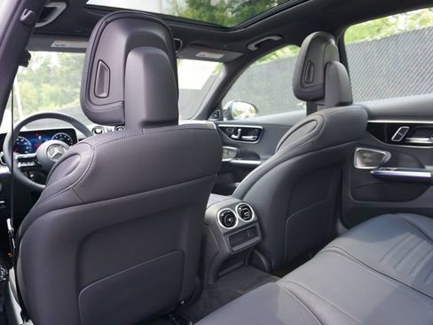 Certified 2025 Mercedes-Benz C 300 4MATIC Sedan image 15