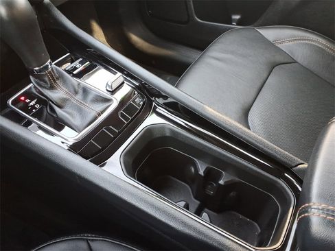 Used 2022 Jeep Compass Limited image 17