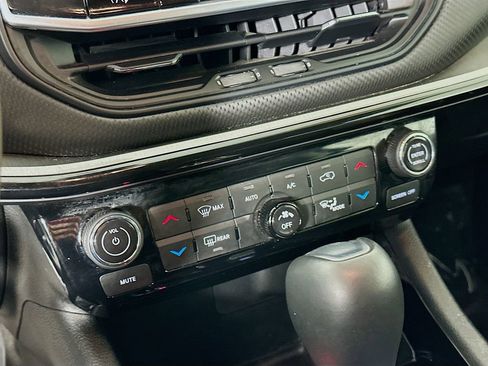 Certified 2022 Jeep Compass Trailhawk image 24