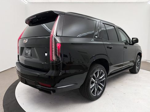 Used 2022 Cadillac Escalade Sport Platinum AWD/4WD image 20