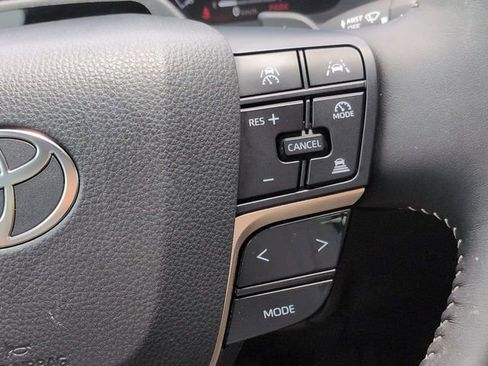 Certified 2025 Toyota Crown Signia w/ Advanced Technology Package AWD/4WD image 26