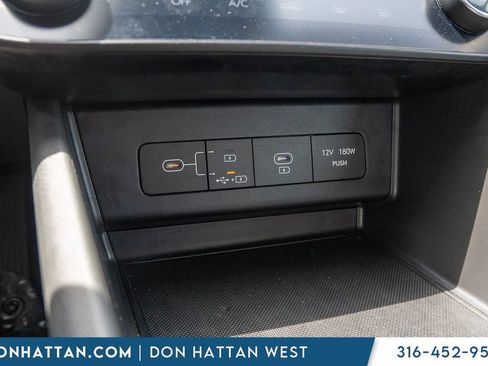 Used 2025 Hyundai Sonata SEL FWD image 10