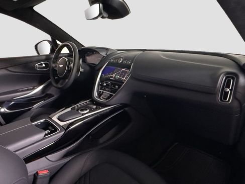 Used 2024 Aston Martin DBX AWD/4WD image 18