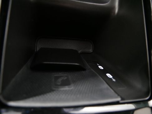 Certified 2023 Volkswagen ID.4 Pro S AWD/4WD image 30