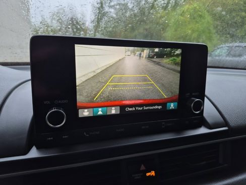 Certified 2025 Honda Pilot Sport image 30