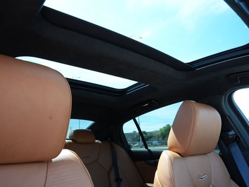 New 2026 Cadillac CT5 V image 26