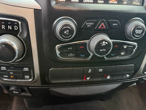 Used 2015 RAM 1500 Big Horn image 15