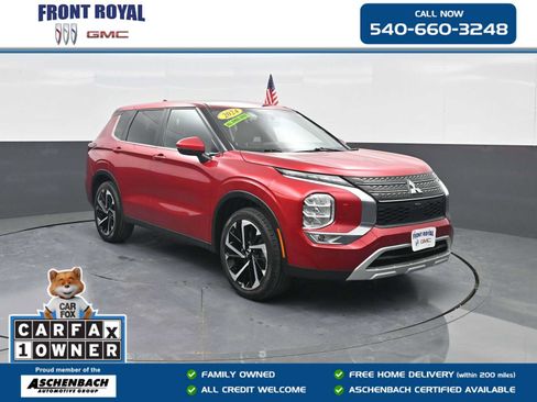 Used 2024 Mitsubishi Outlander SE AWD/4WD image 1