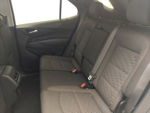 Used 2021 Chevrolet Equinox LT FWD image 18