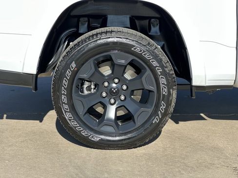 Used 2025 RAM 1500 Big Horn image 32